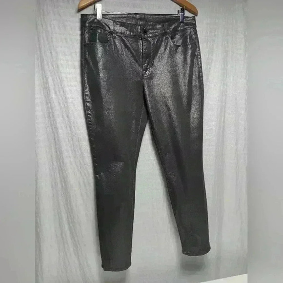 White House Black Market Pants - White  House Black Market The coated Skinny Ankle. Mid Rise ladies size 10.